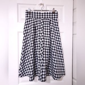 Chicwish button check plaid print a-line midi skirt black white high waist M